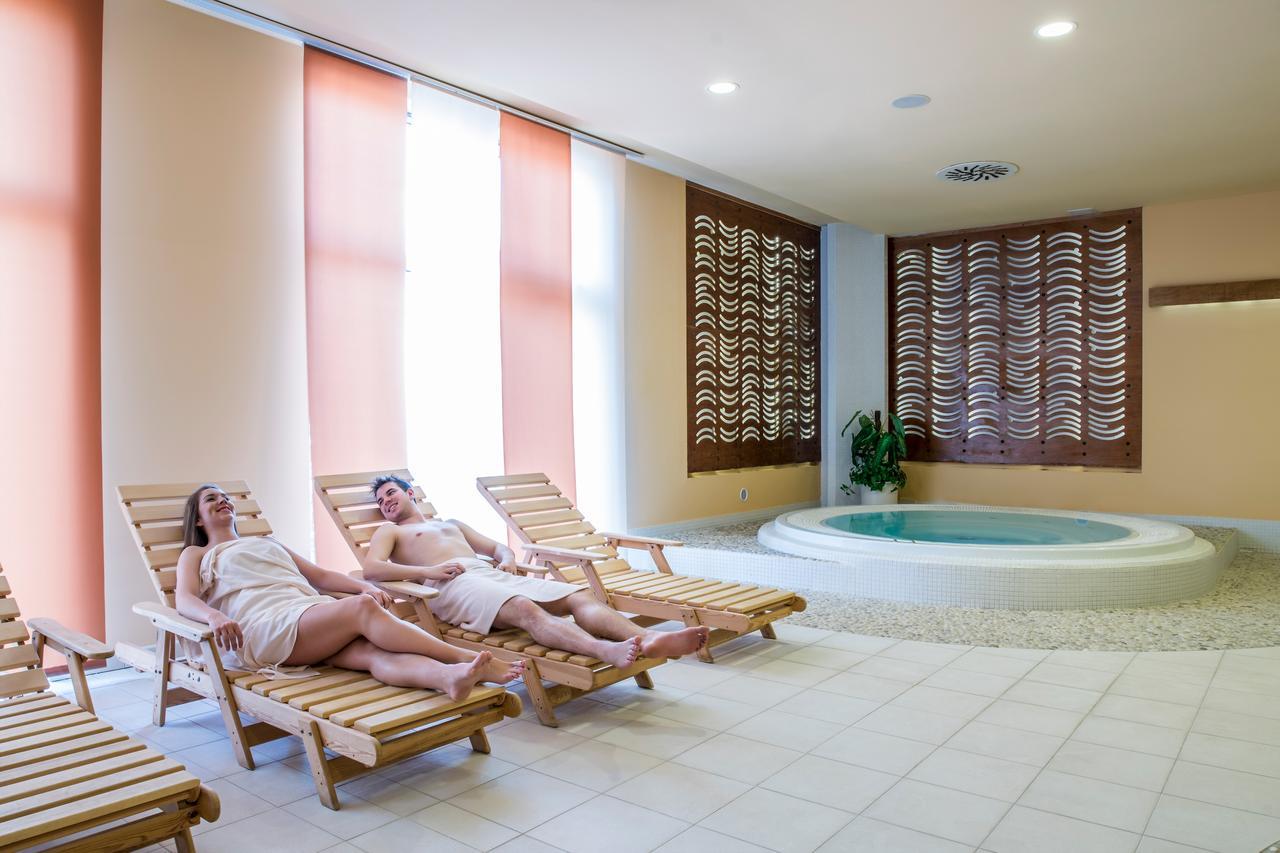 Hotel Jana Přerov Esterno foto