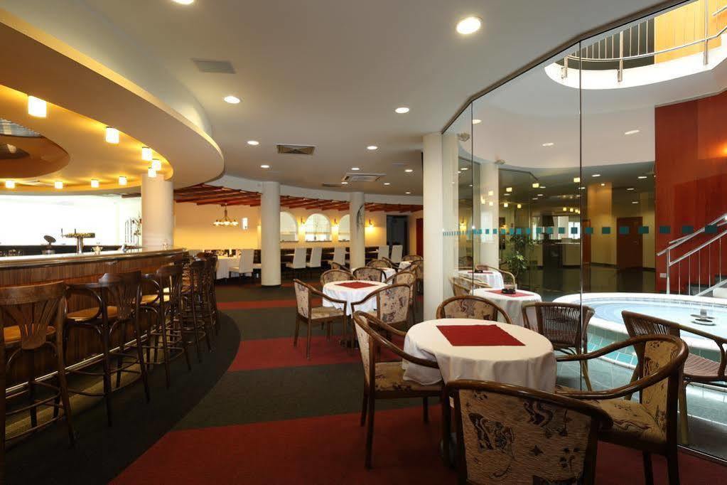 Hotel Jana Přerov Esterno foto