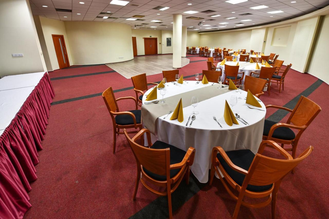 Hotel Jana Přerov Esterno foto